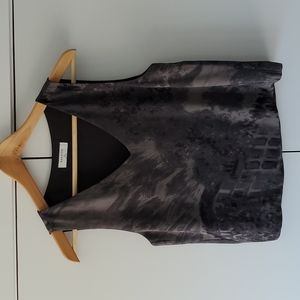 Aritzia Sleeveless Top in Black/Grey Size XS
